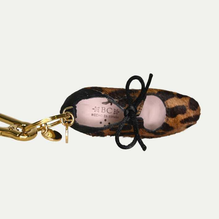Charm pelo de leopardo/ante negro I Llavero flamenco